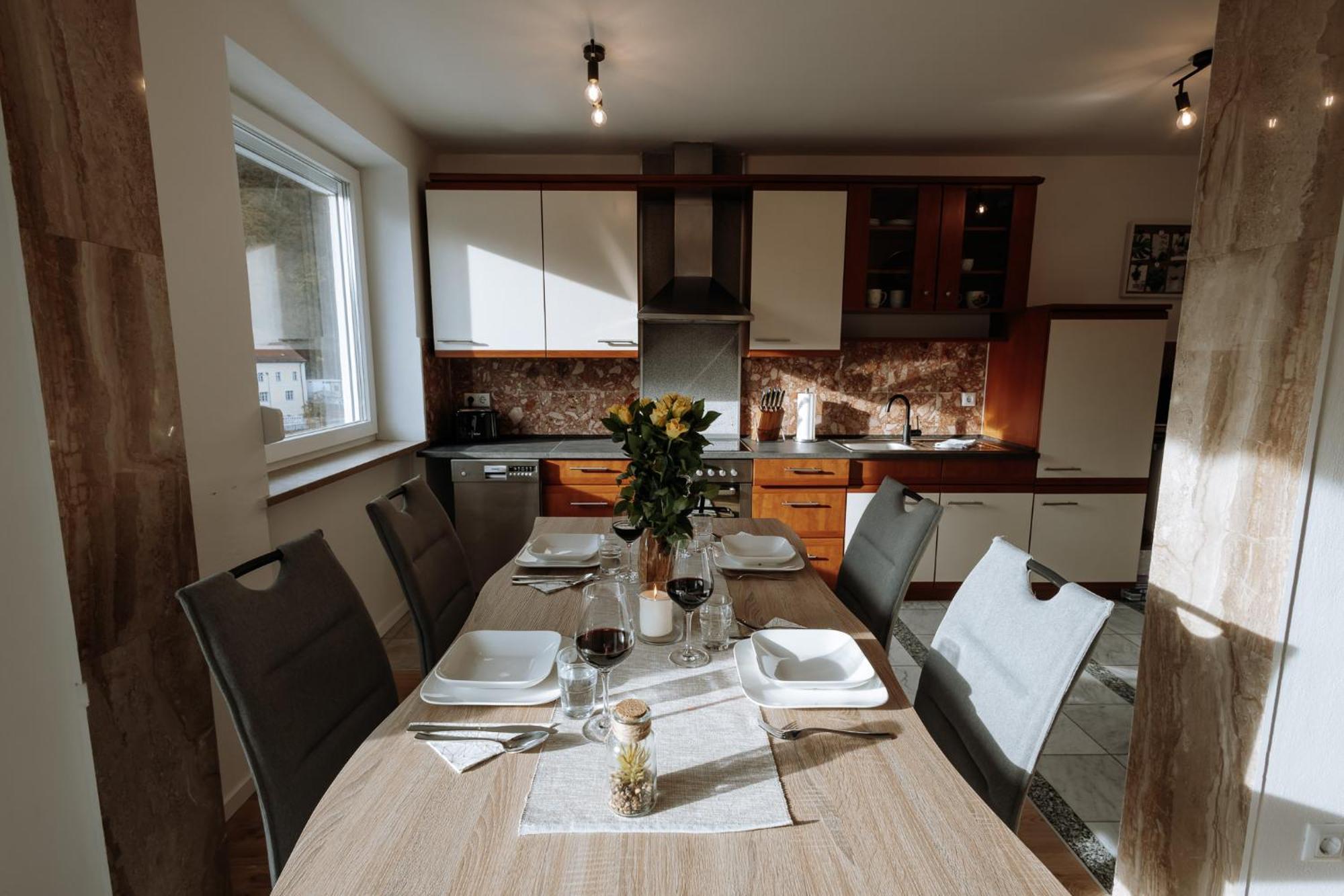 Stilvolles Appartement Mit Blick Auf Das Dreifluesse-Eck Пасау Екстериор снимка
